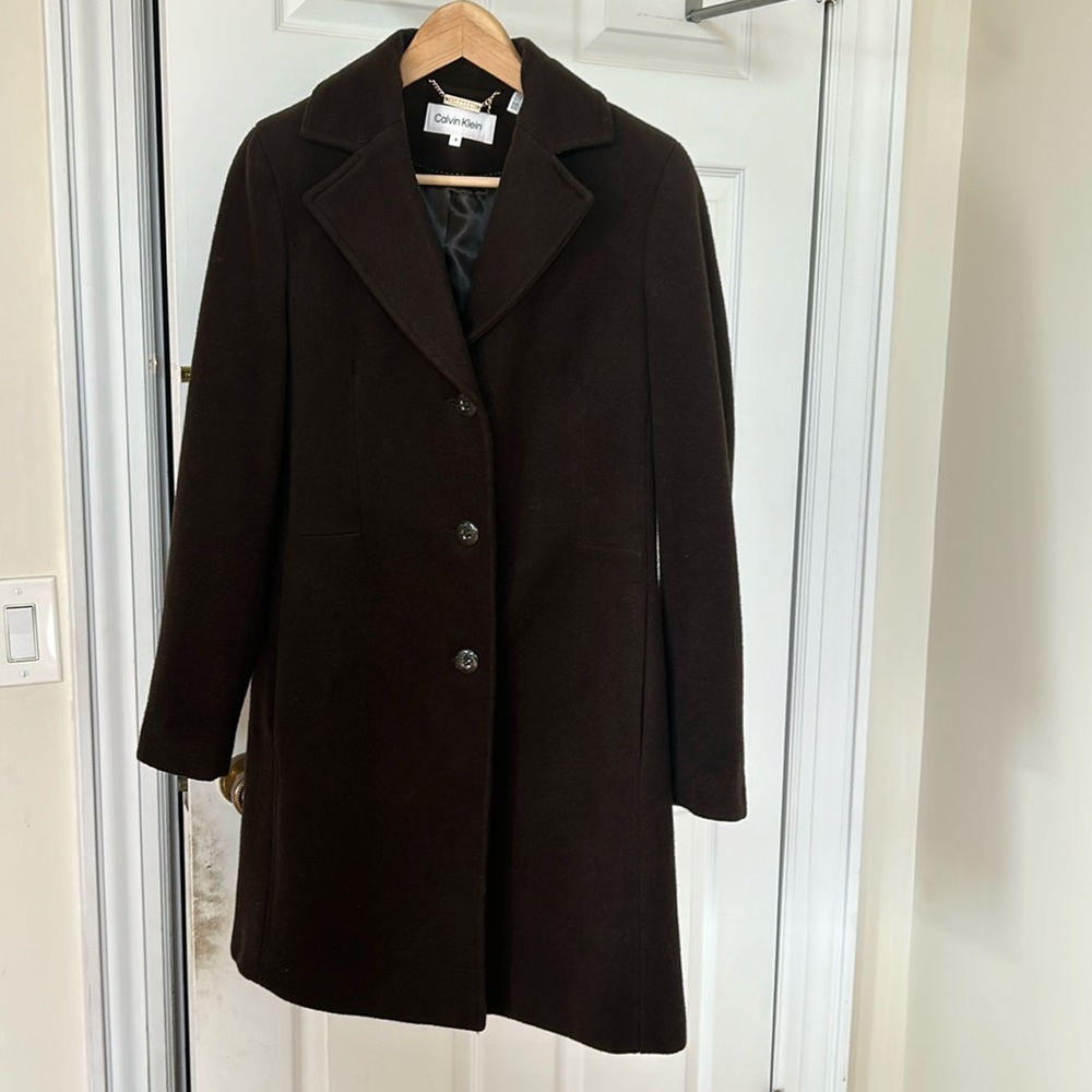 Calvin Klein brown wool knee length fall/winter coat.